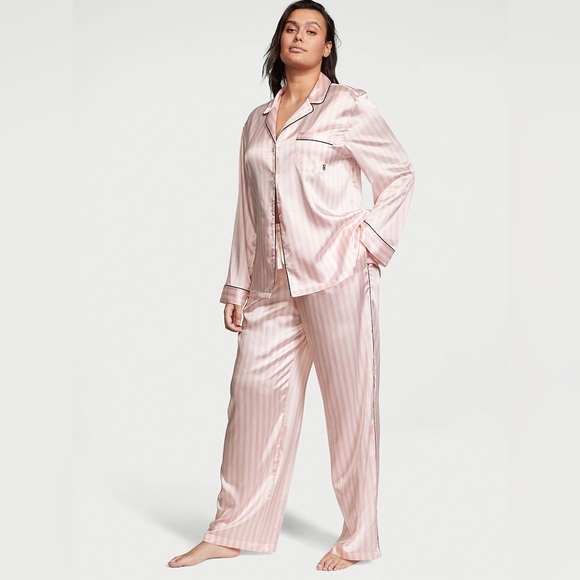 Victoria's Secret Satin Long Pajama Set Pink Iconic Stripe Medium (Short) NWT - Picture 4 of 5